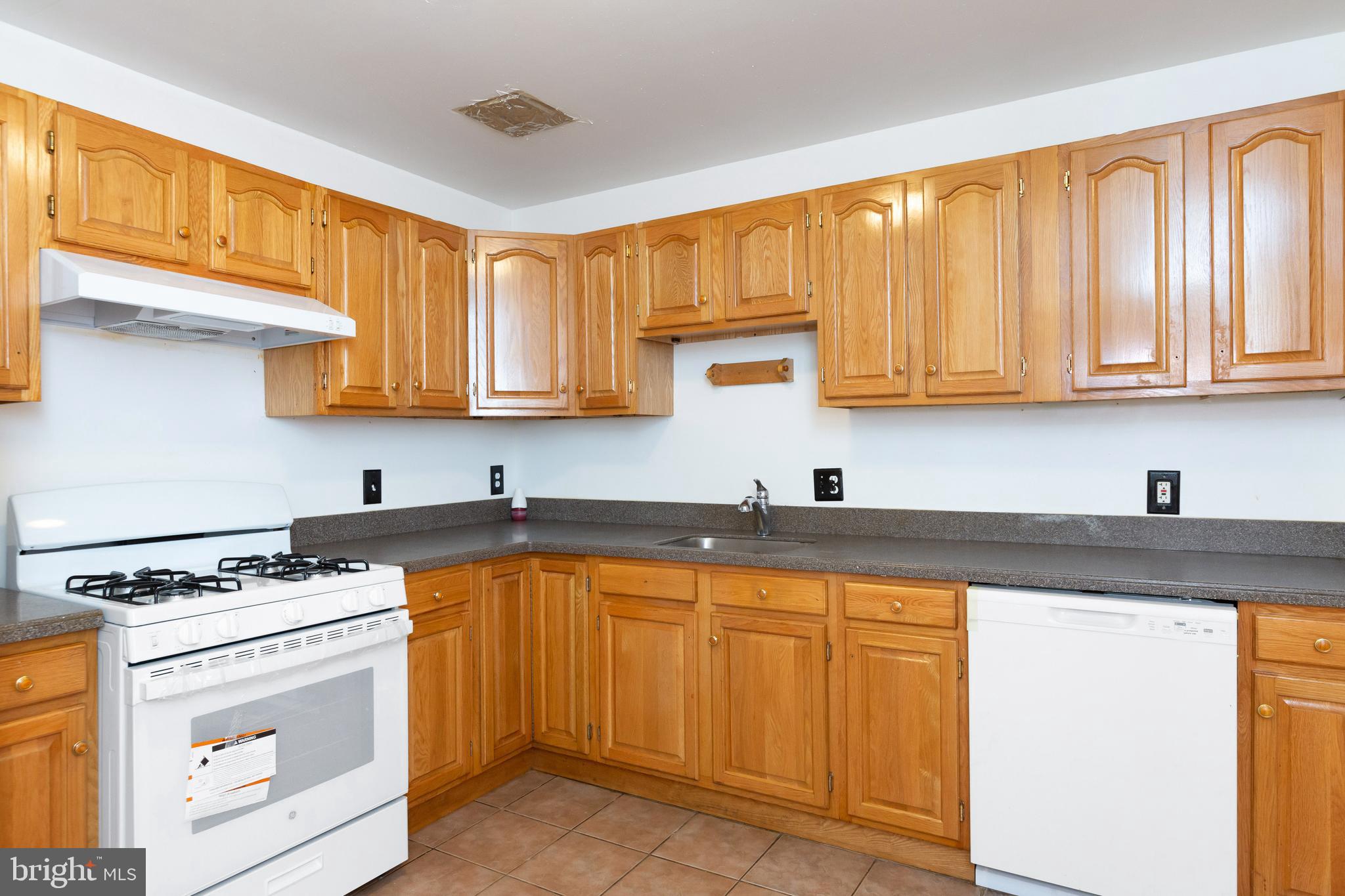 CONN AVE PARK - Residential