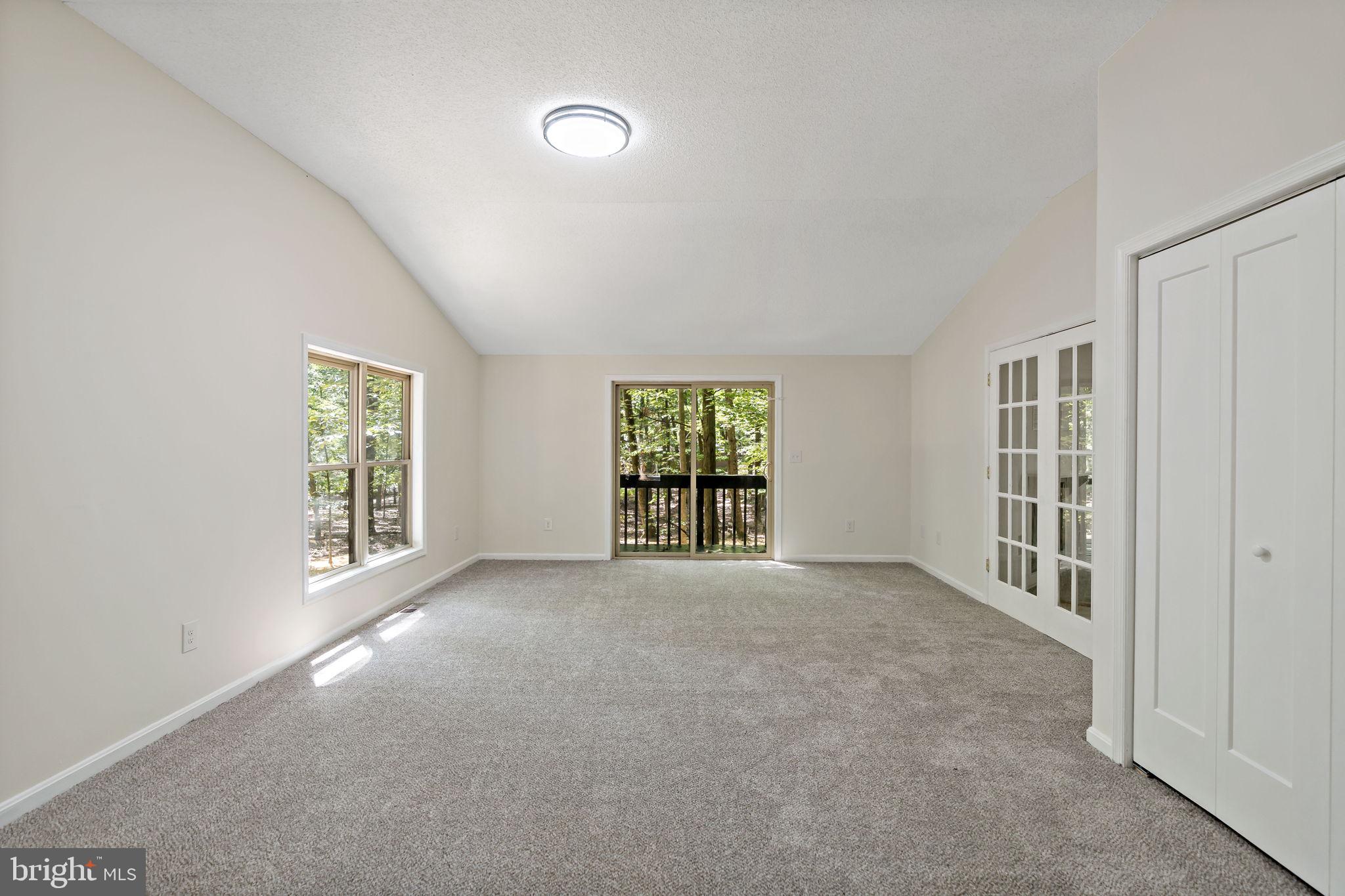 THE WOODS RESORT - Residential