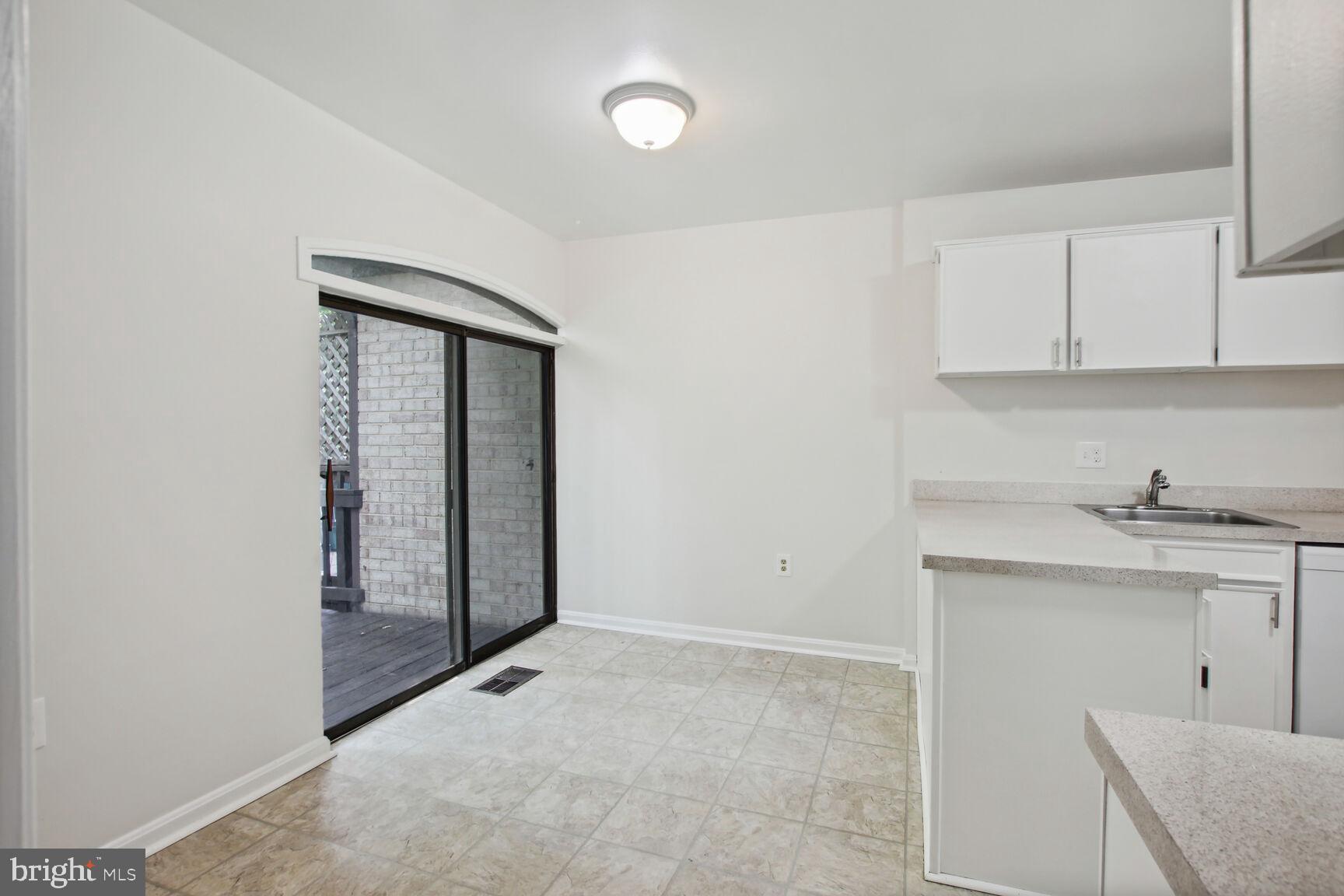 INVERNESS FOREST - Residential