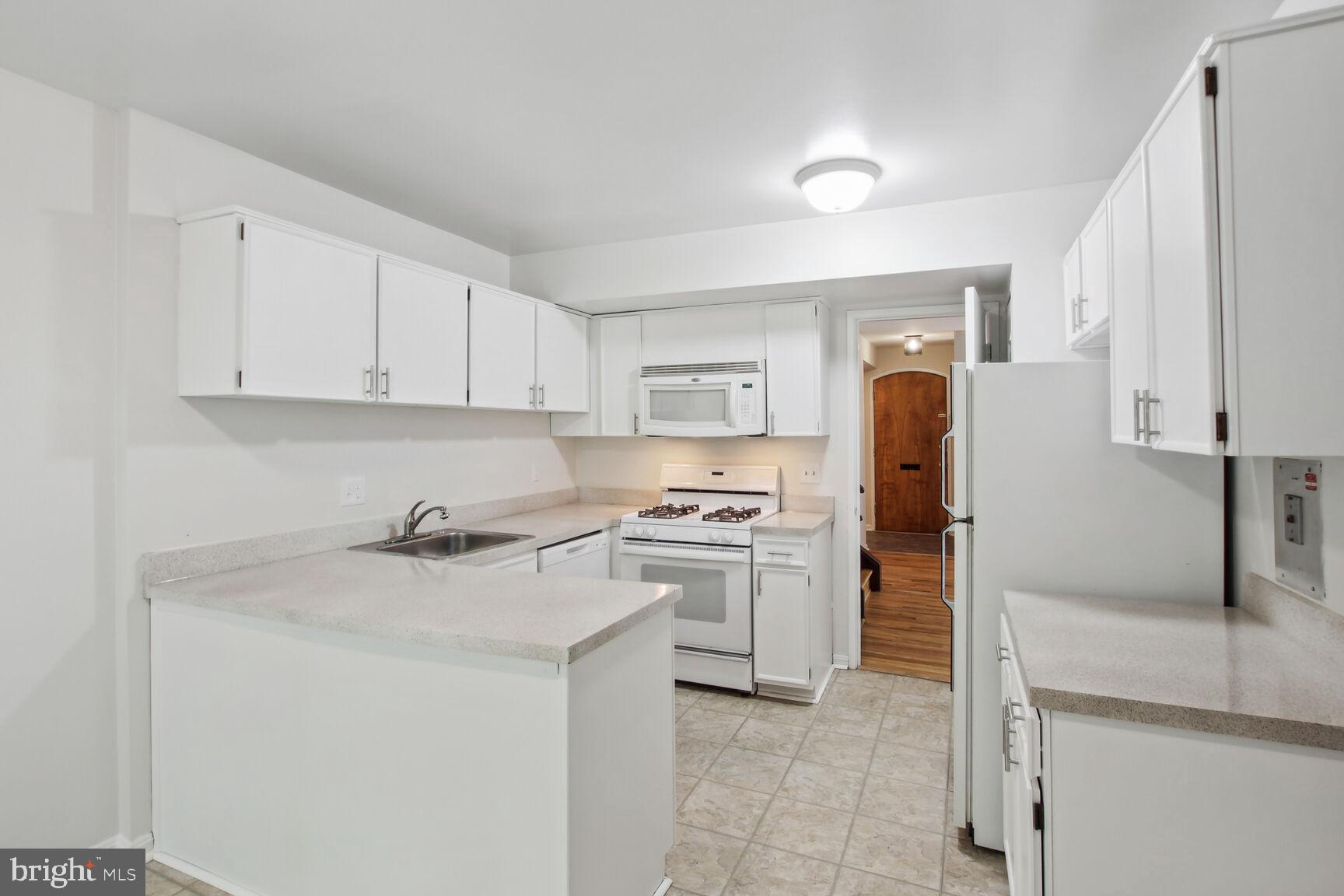 INVERNESS FOREST - Residential