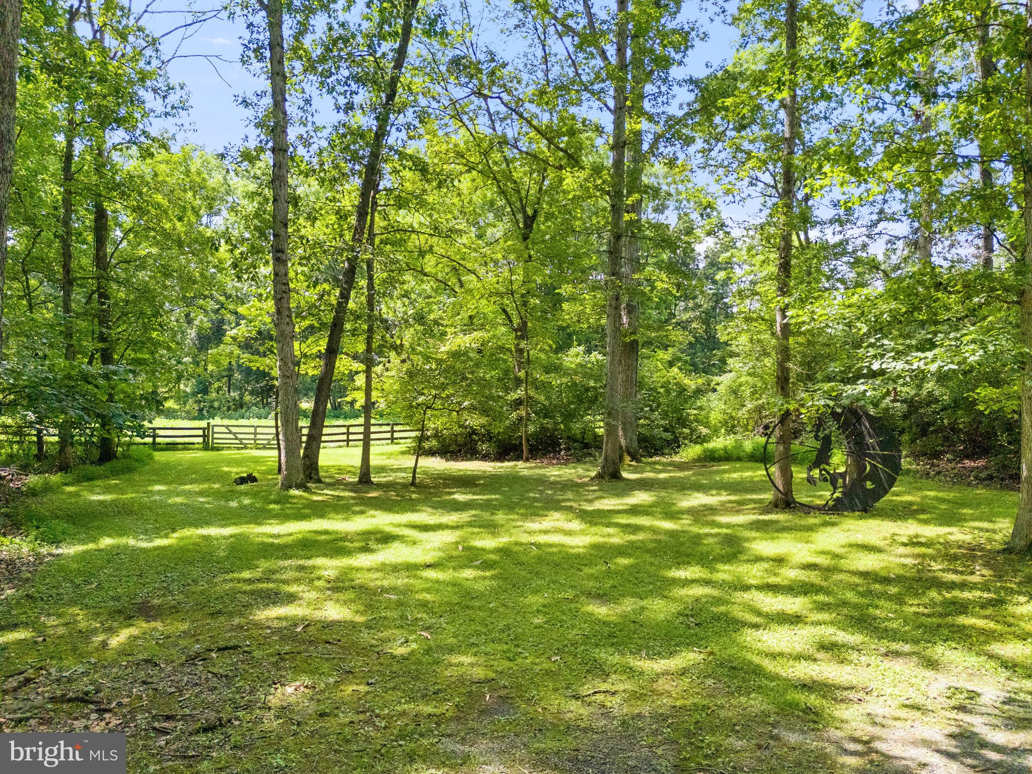 961 SUMMERVILLE ROAD