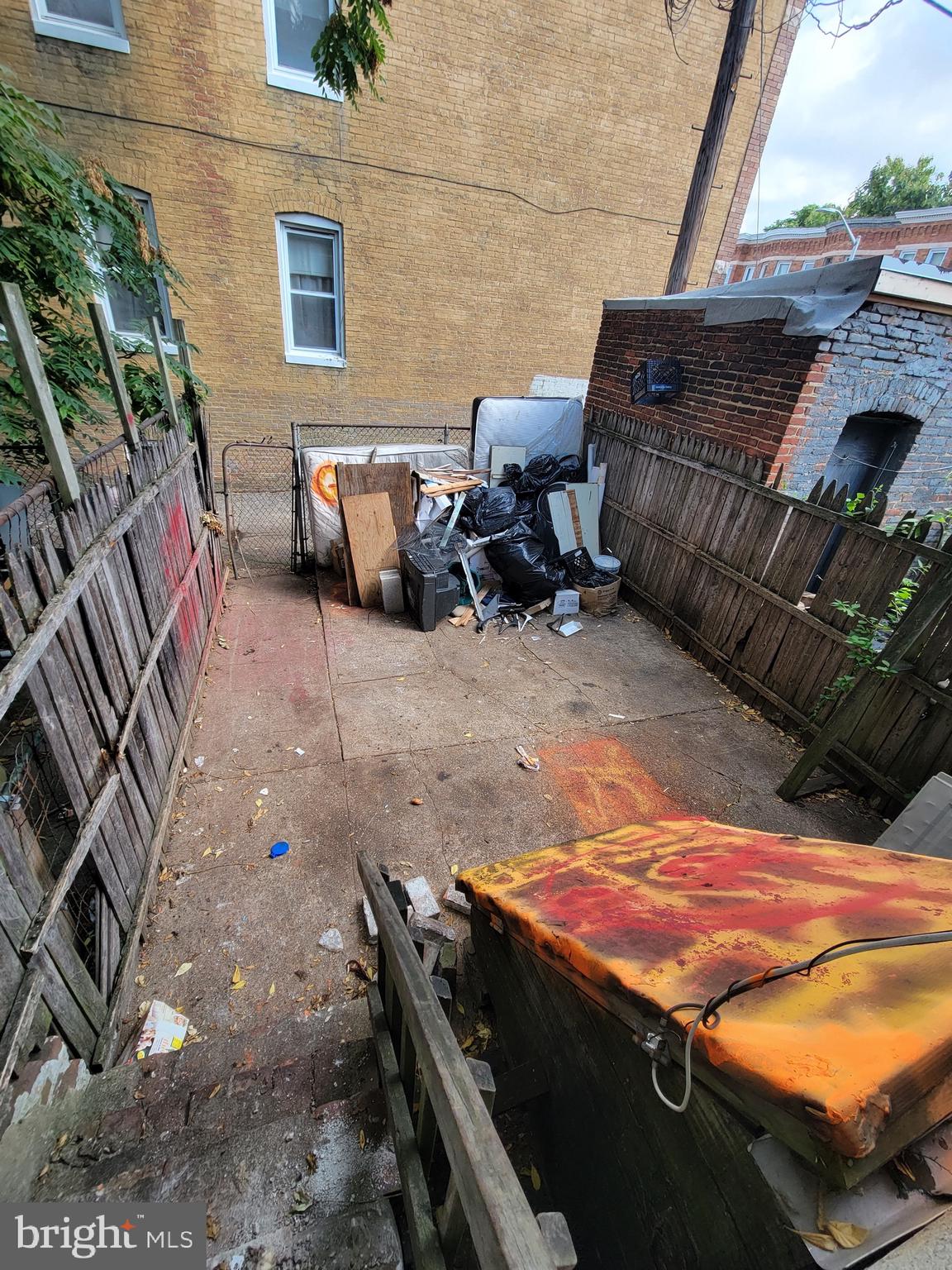 MIDTOWN EDMONDSON - Residential