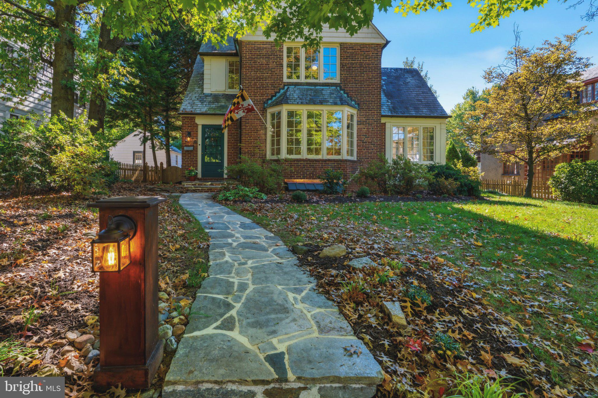 325 BROXTON ROAD