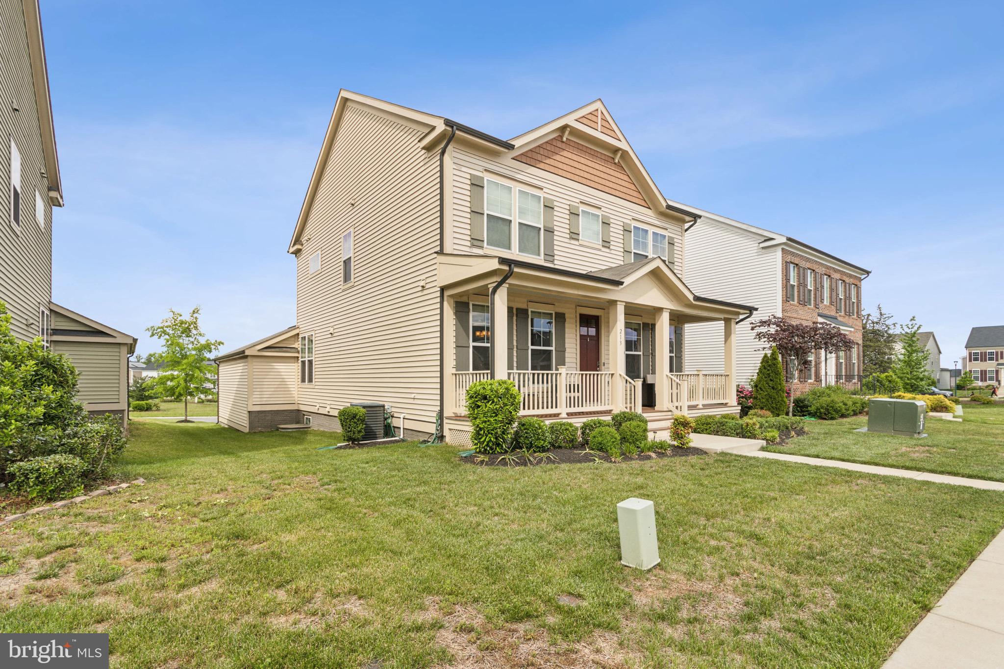 213 FOXGLOVE WAY