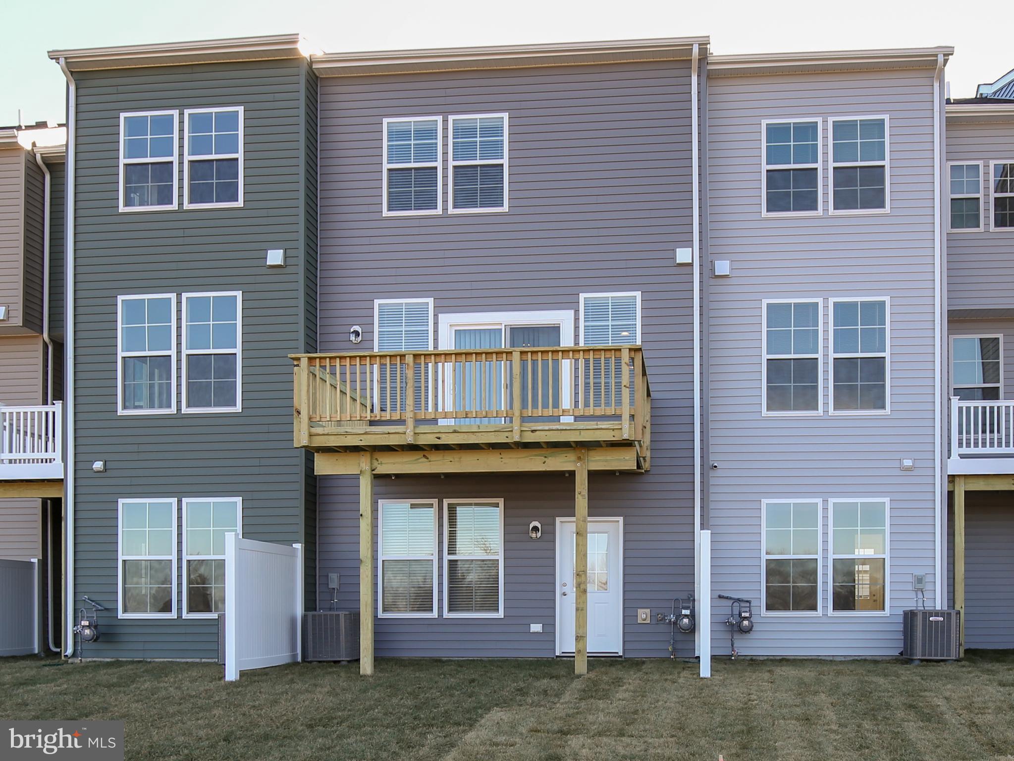 FREEDOM MANOR - Residential Lease