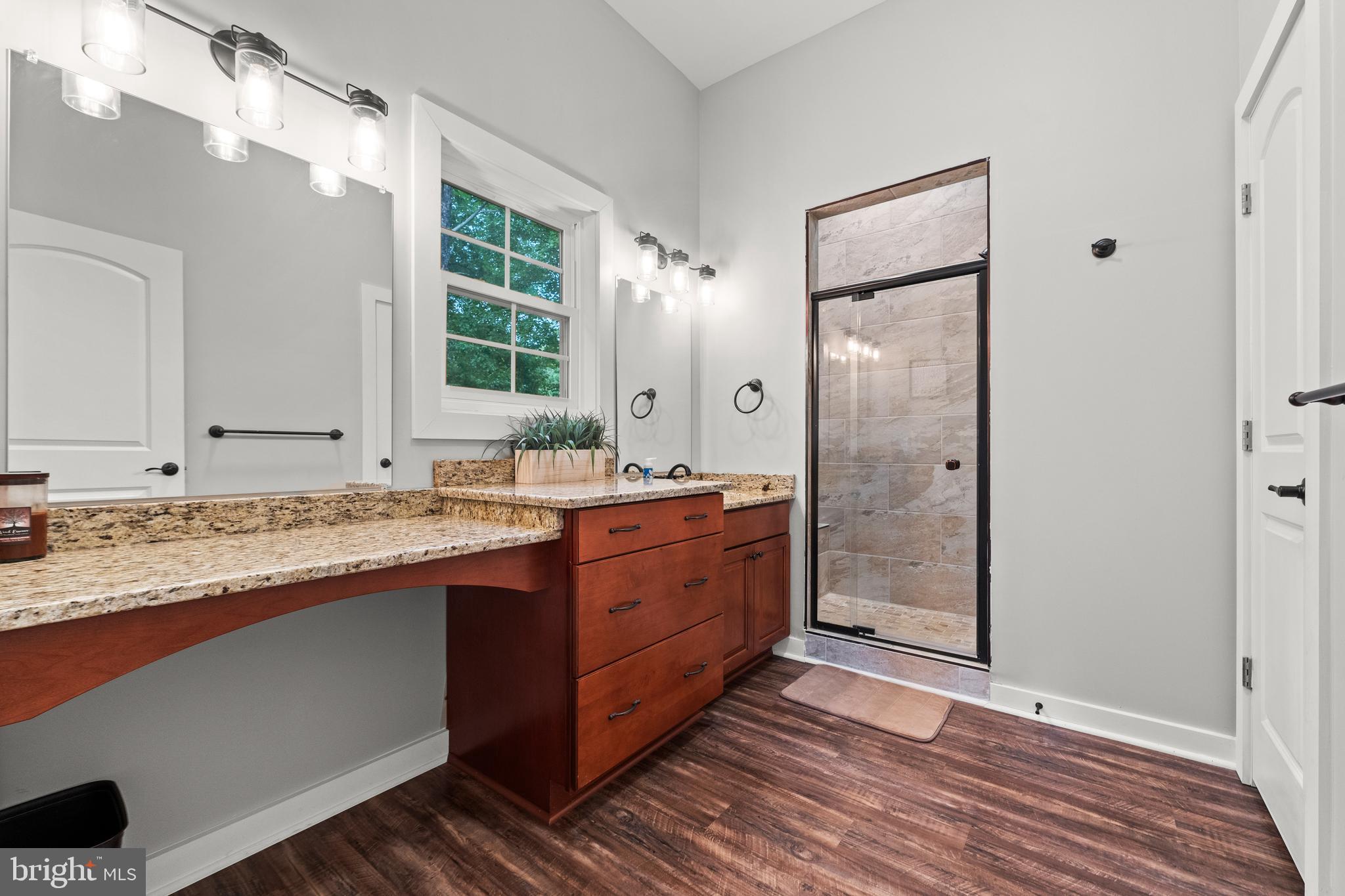 FRESHWATER ESTATES - Residential