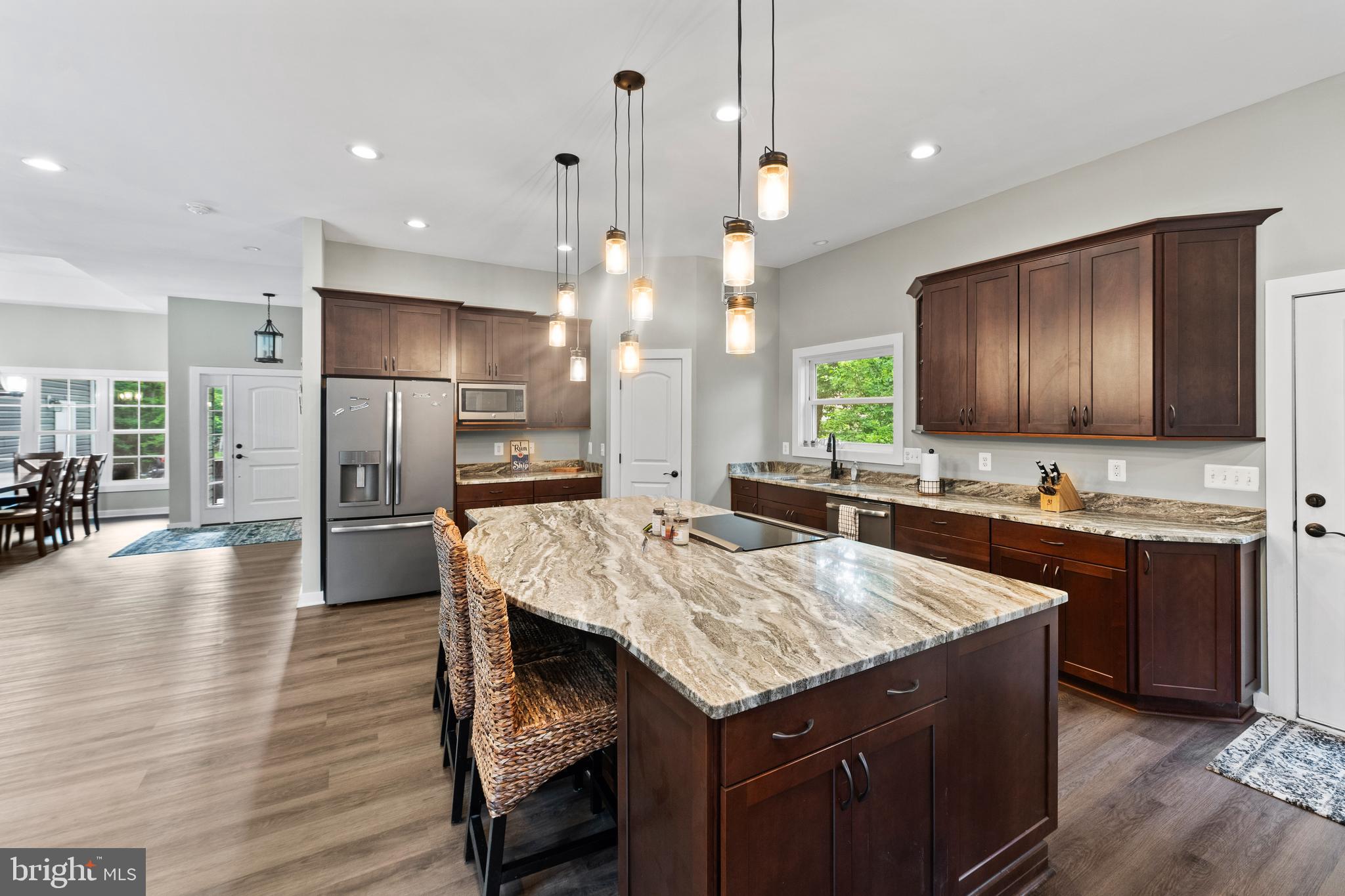 FRESHWATER ESTATES - Residential