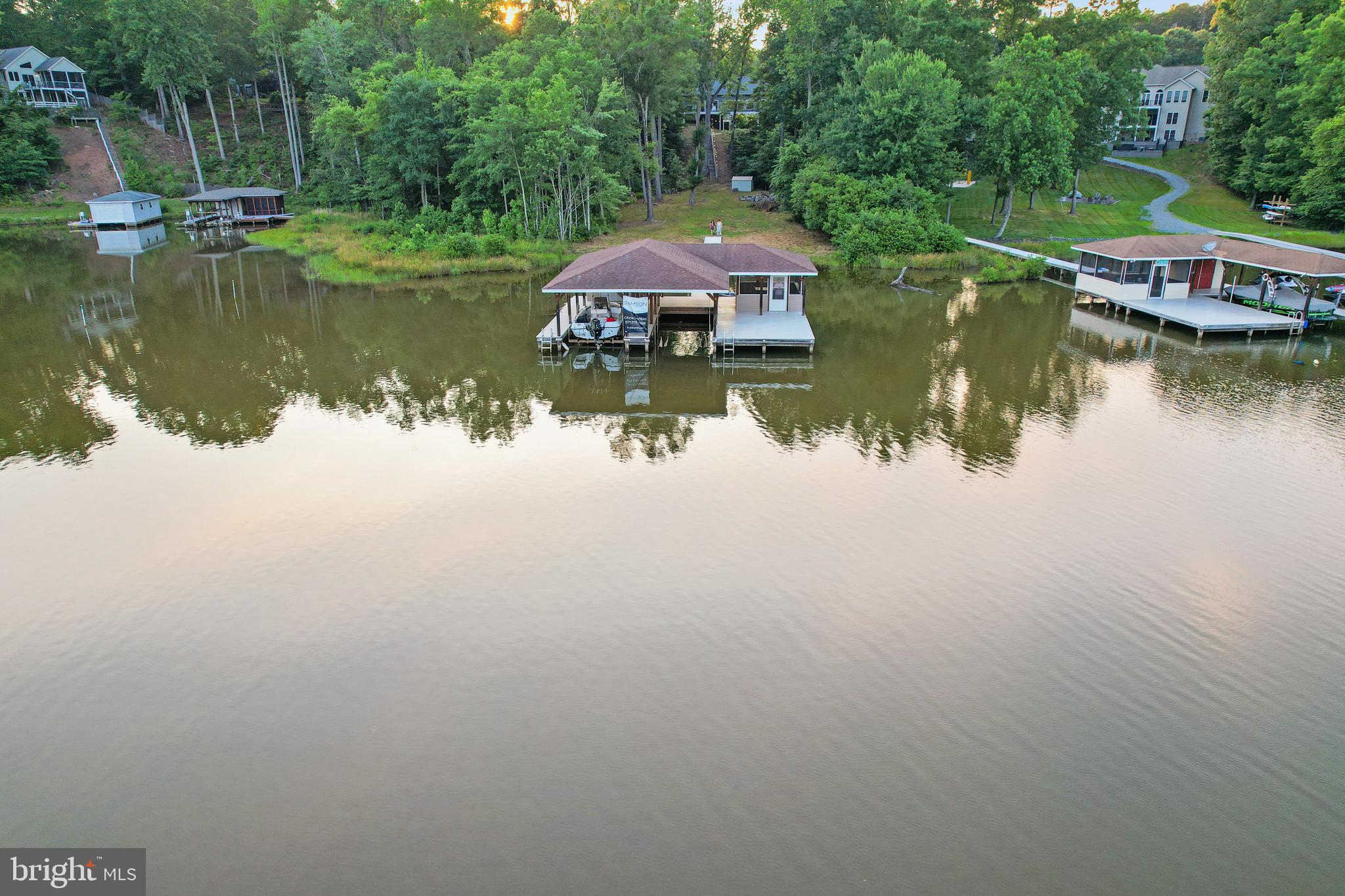 FRESHWATER ESTATES - Residential