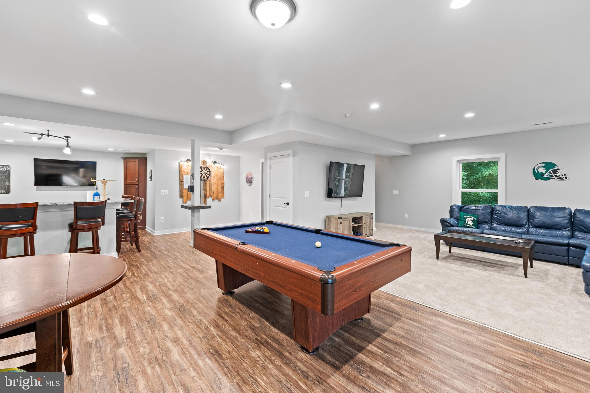 FRESHWATER ESTATES - Residential