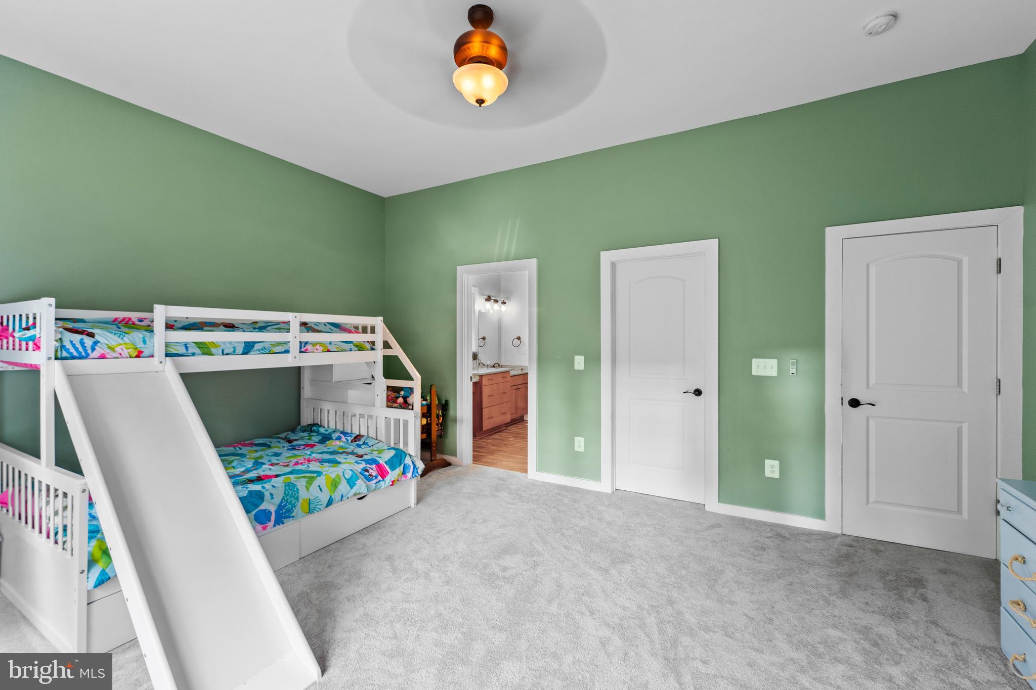 FRESHWATER ESTATES - Residential