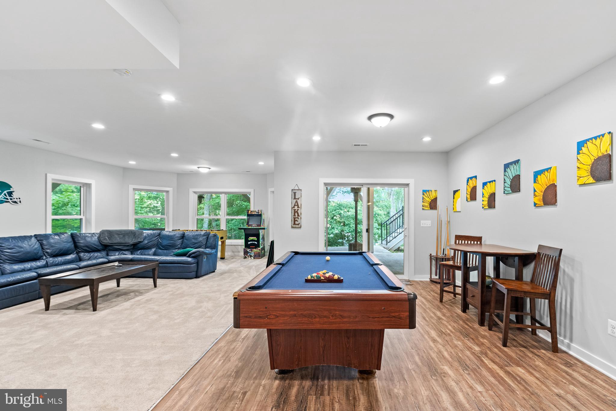 FRESHWATER ESTATES - Residential