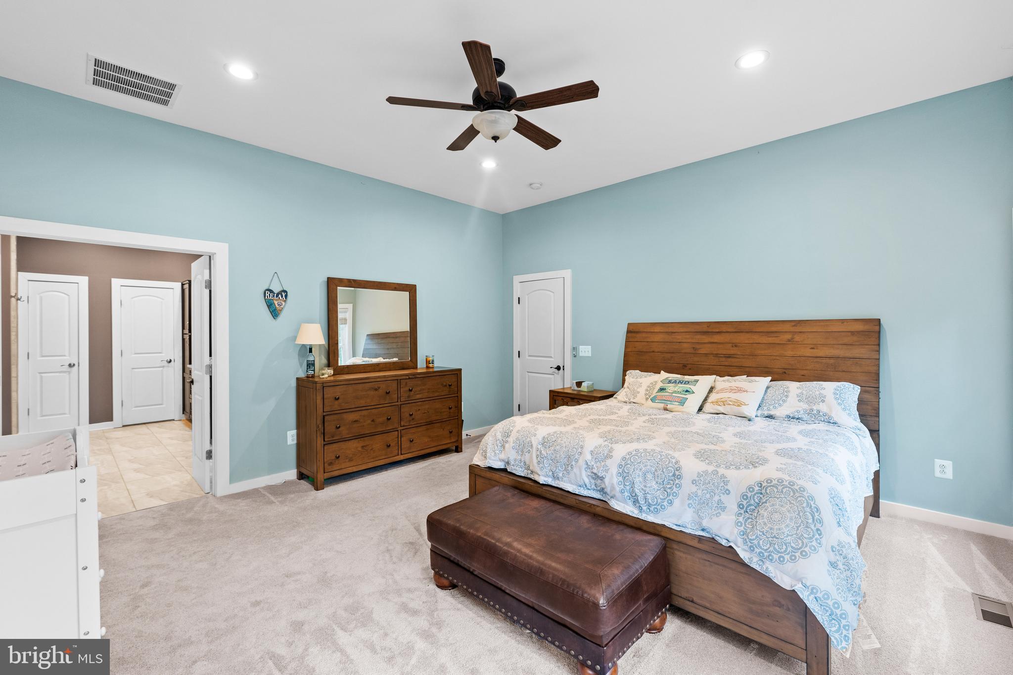 FRESHWATER ESTATES - Residential