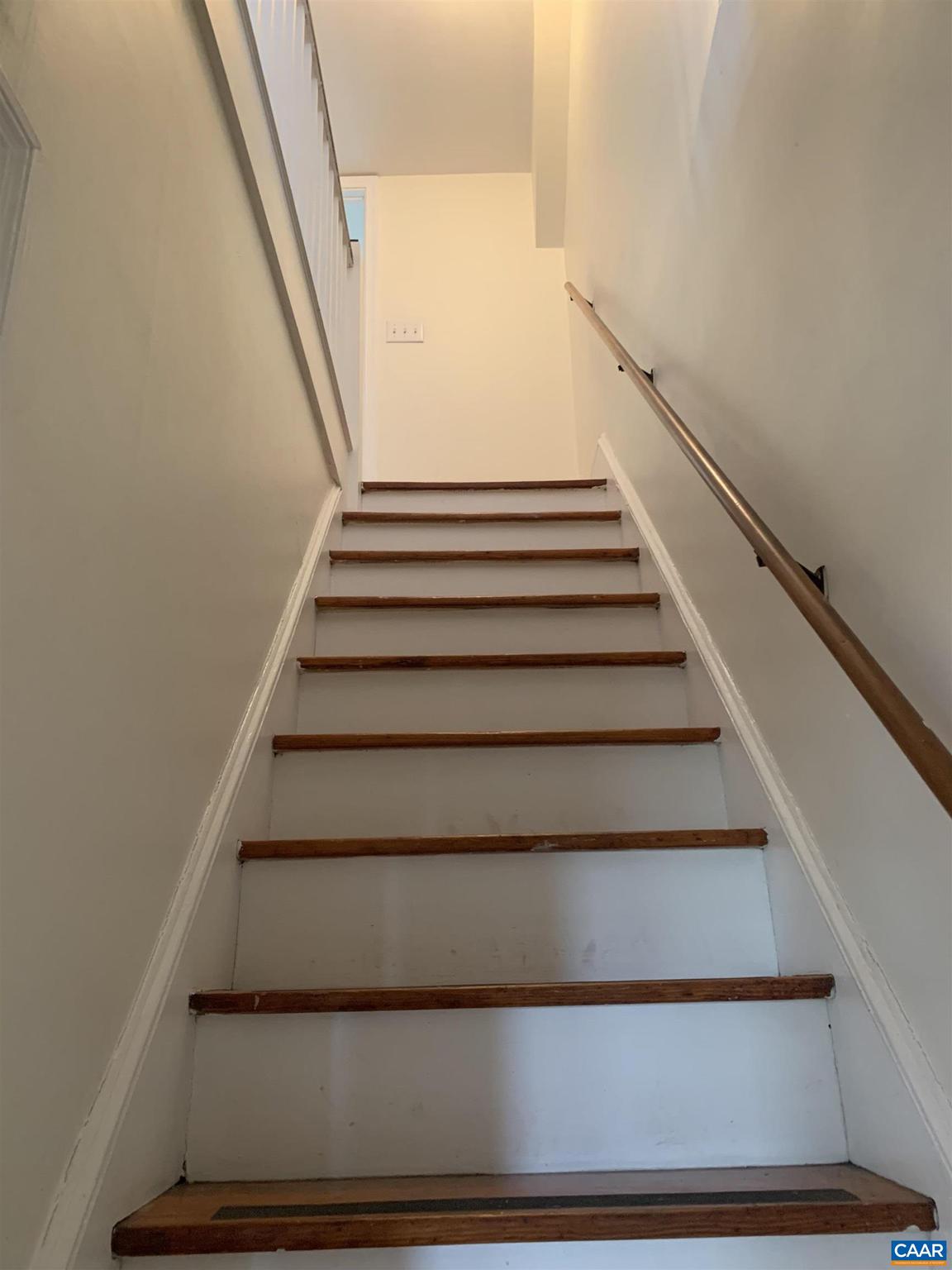 UNKNOWN - Residential Lease