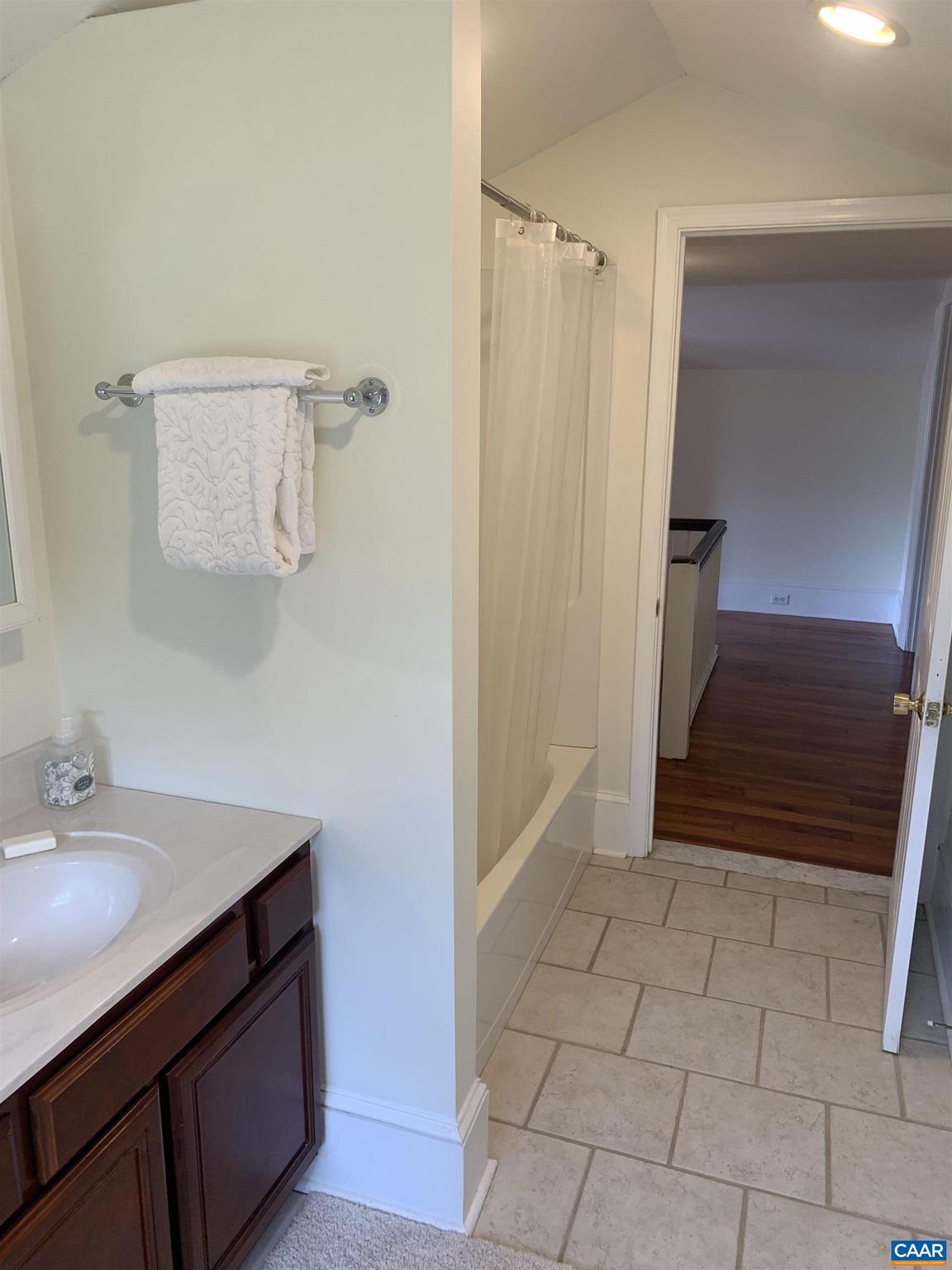 UNKNOWN - Residential Lease