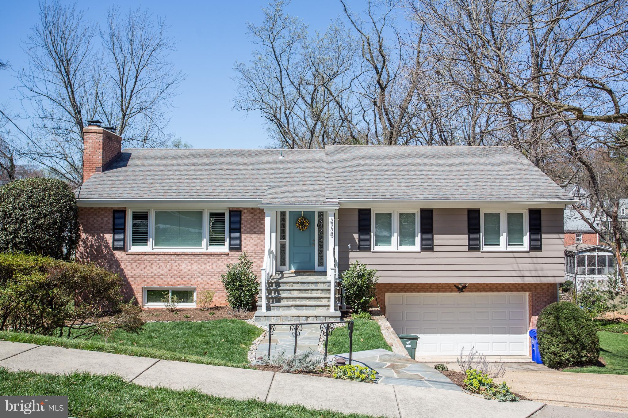 COUNTRY CLUB HILLS - Residential