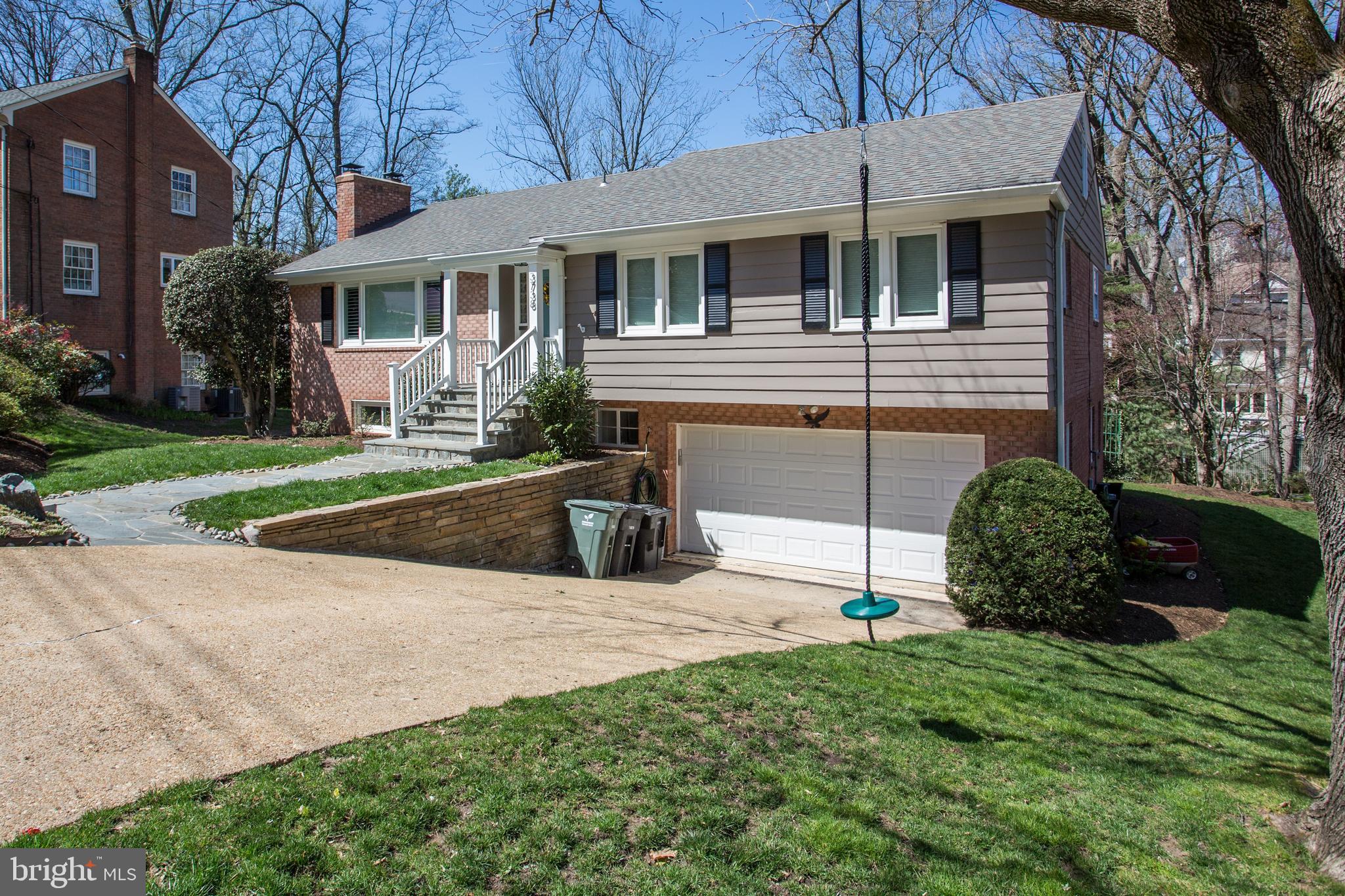 COUNTRY CLUB HILLS - Residential