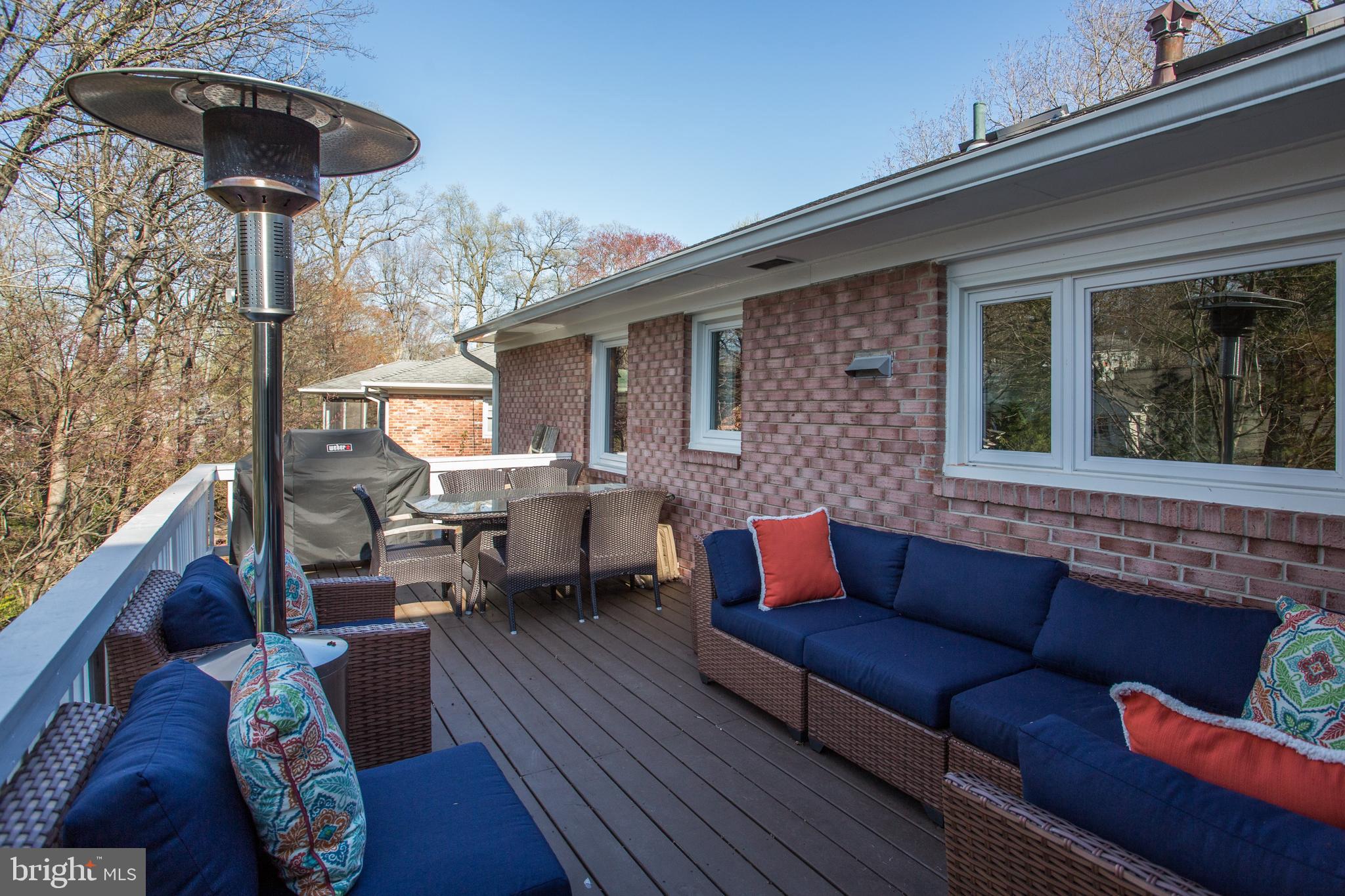 COUNTRY CLUB HILLS - Residential