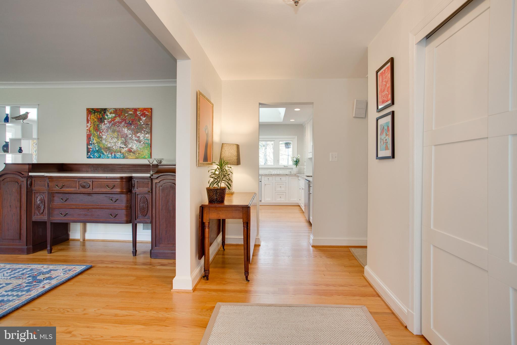 COUNTRY CLUB HILLS - Residential