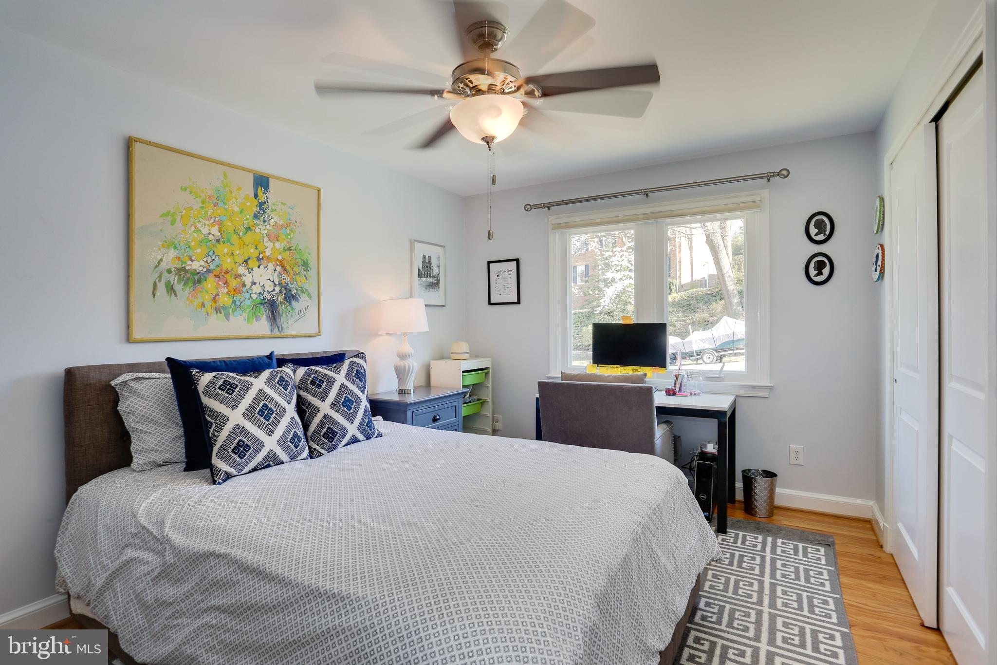 COUNTRY CLUB HILLS - Residential