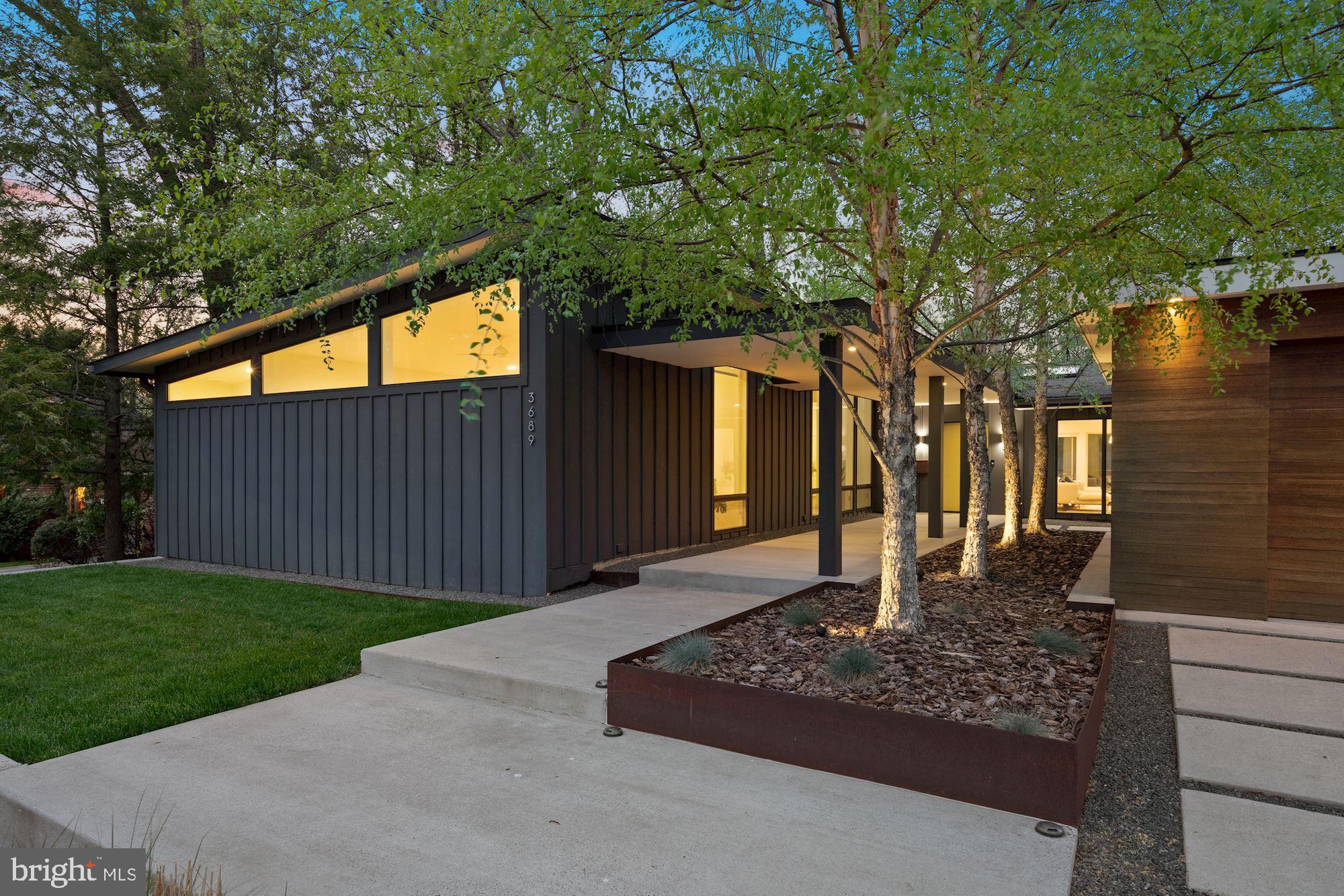 WILLIAMSBURG VILLAGE - Residential