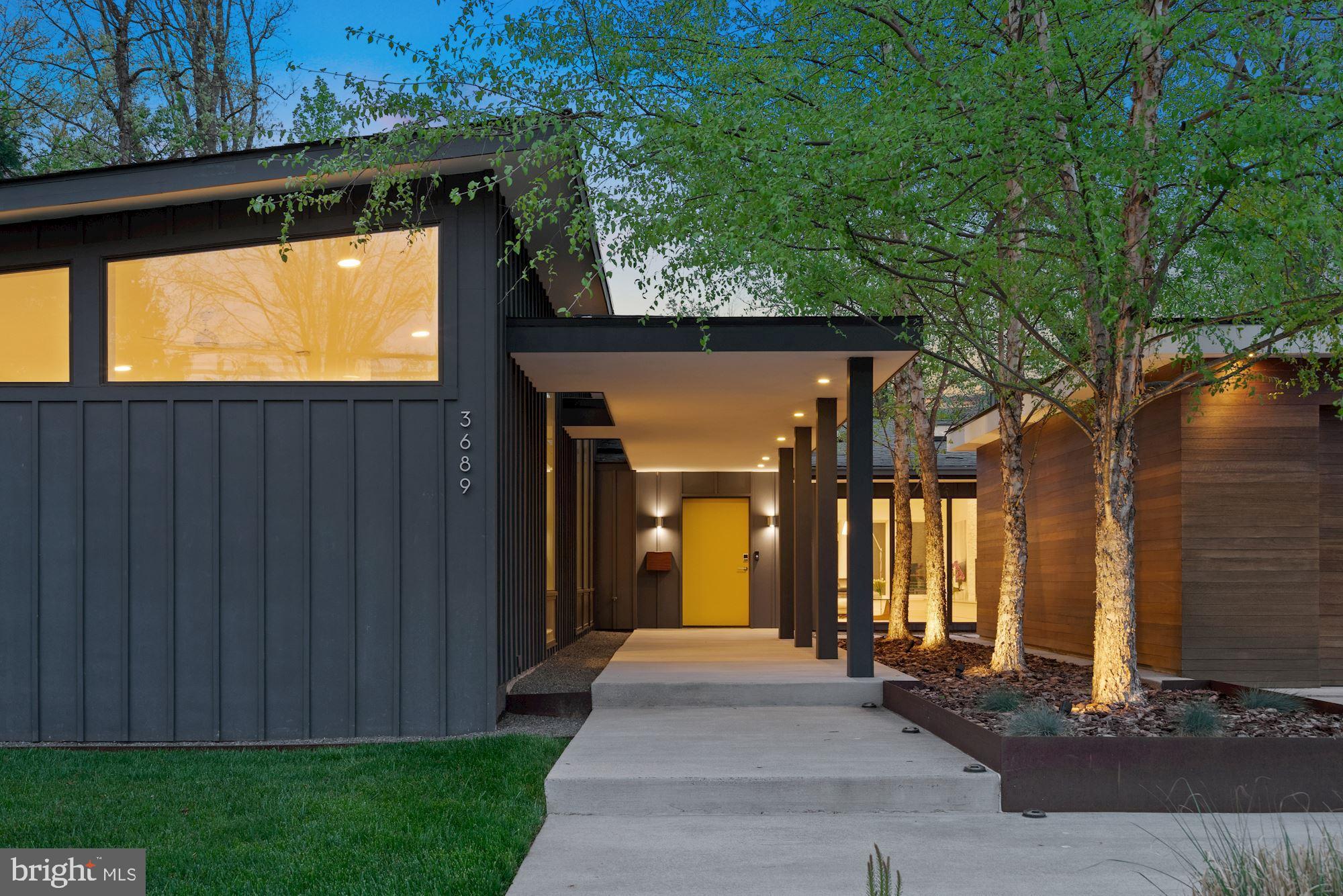 WILLIAMSBURG VILLAGE - Residential