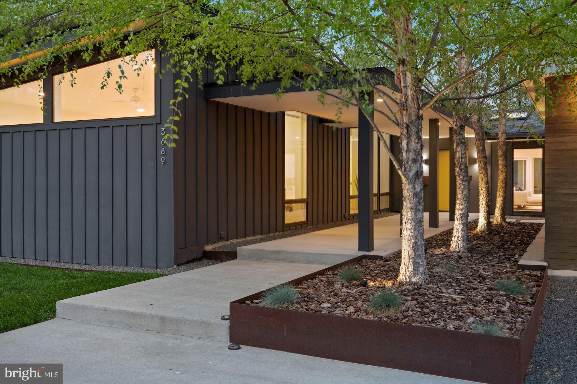 WILLIAMSBURG VILLAGE - Residential