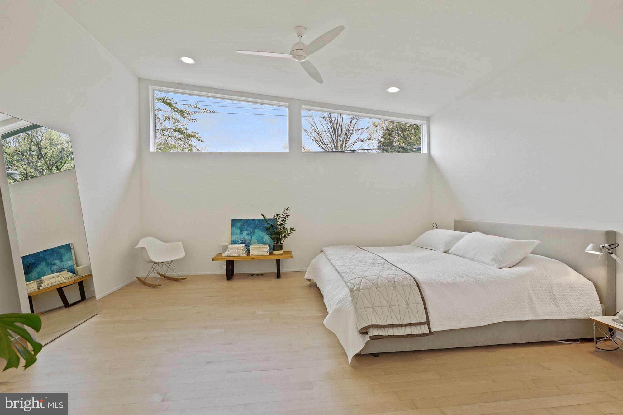 WILLIAMSBURG VILLAGE - Residential