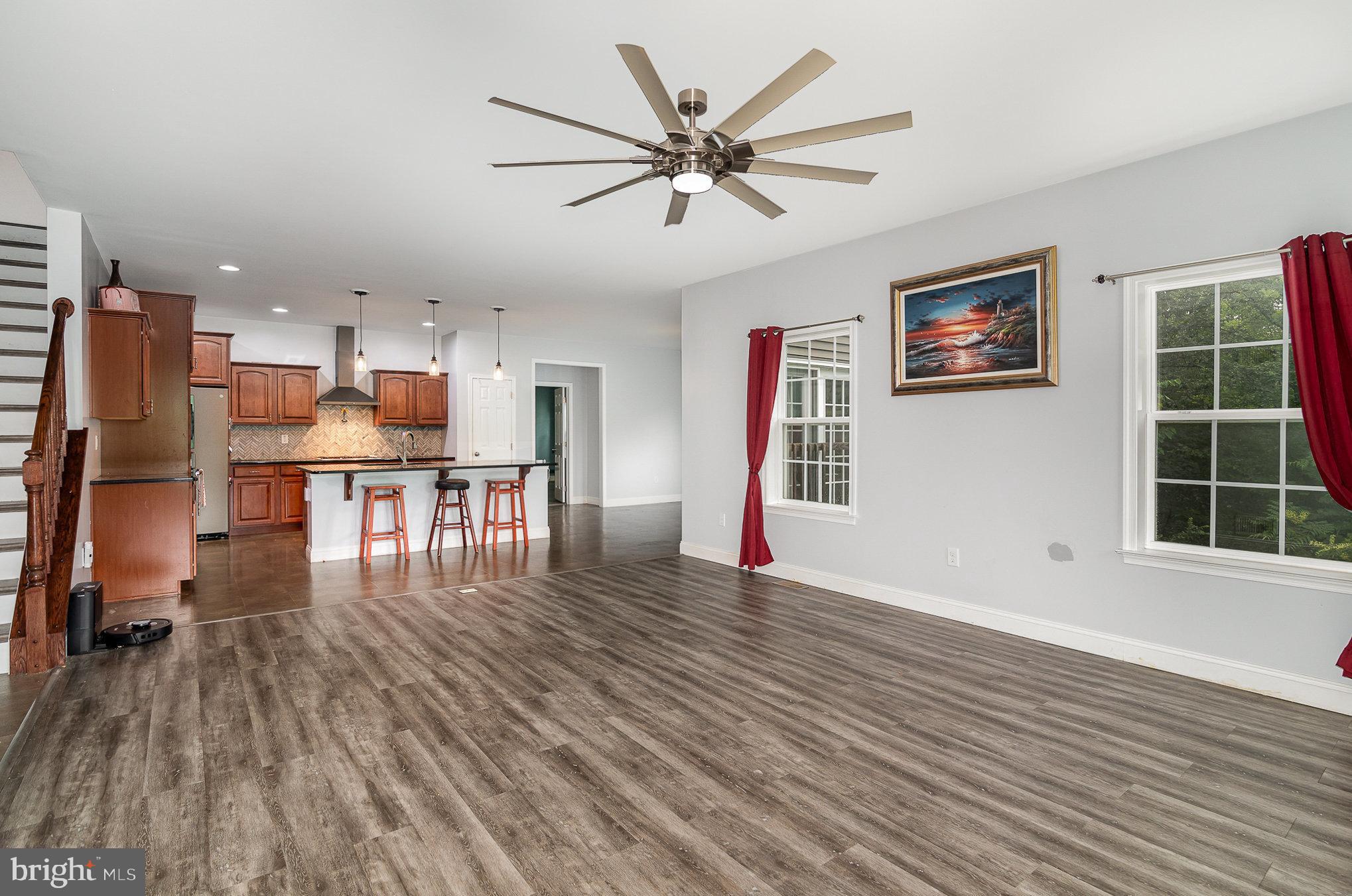 BISHOP WOODS - Residential