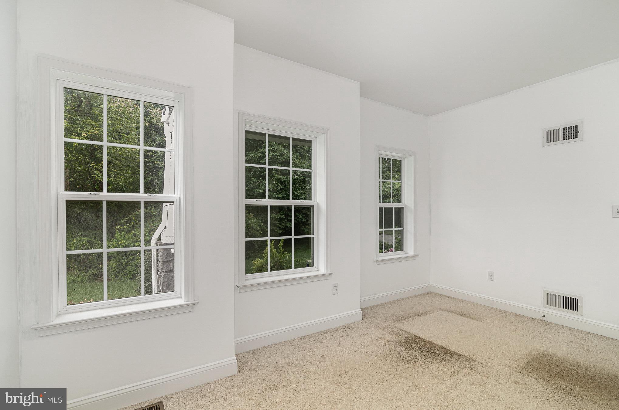 BISHOP WOODS - Residential