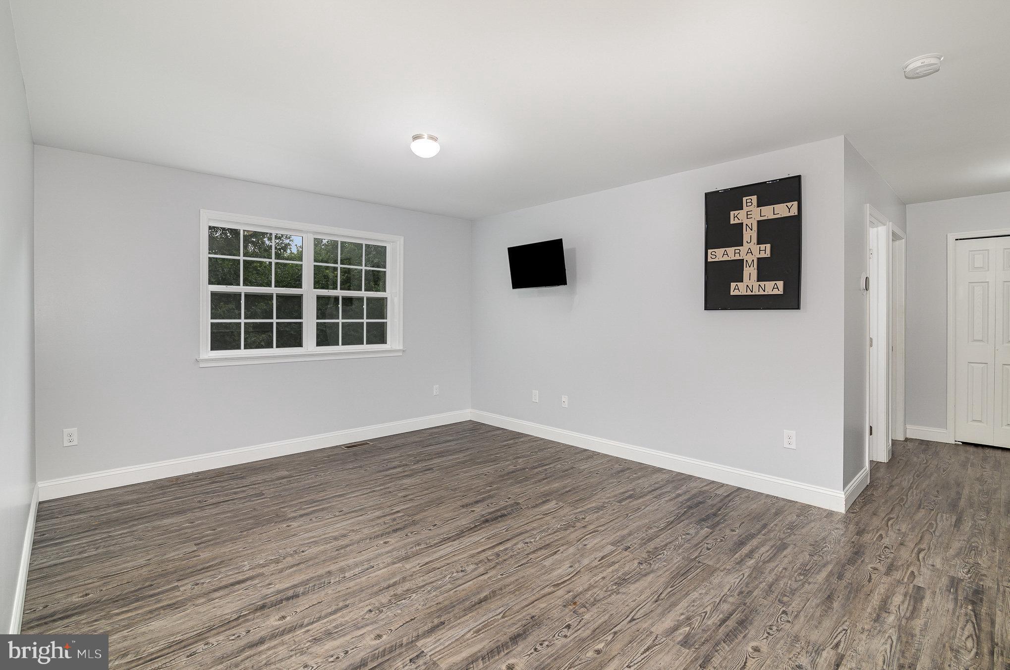 BISHOP WOODS - Residential