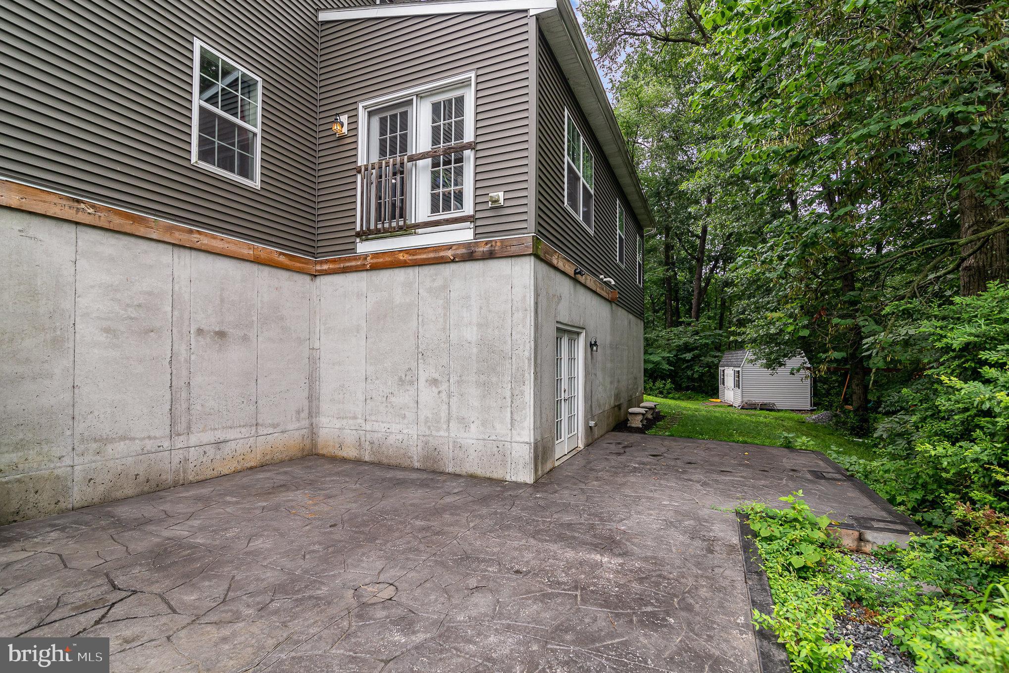 BISHOP WOODS - Residential