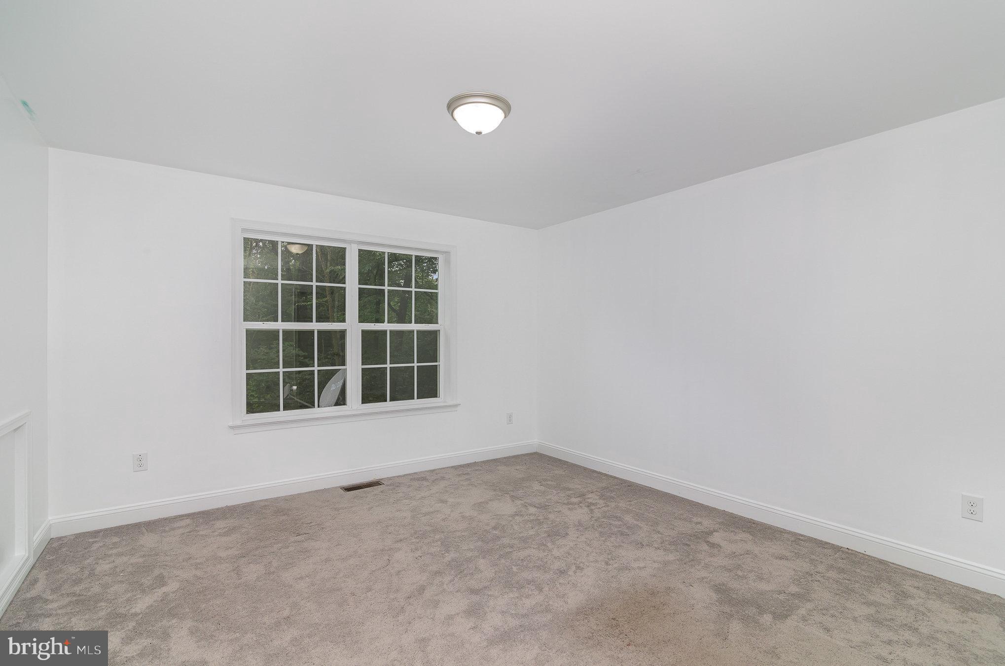 BISHOP WOODS - Residential