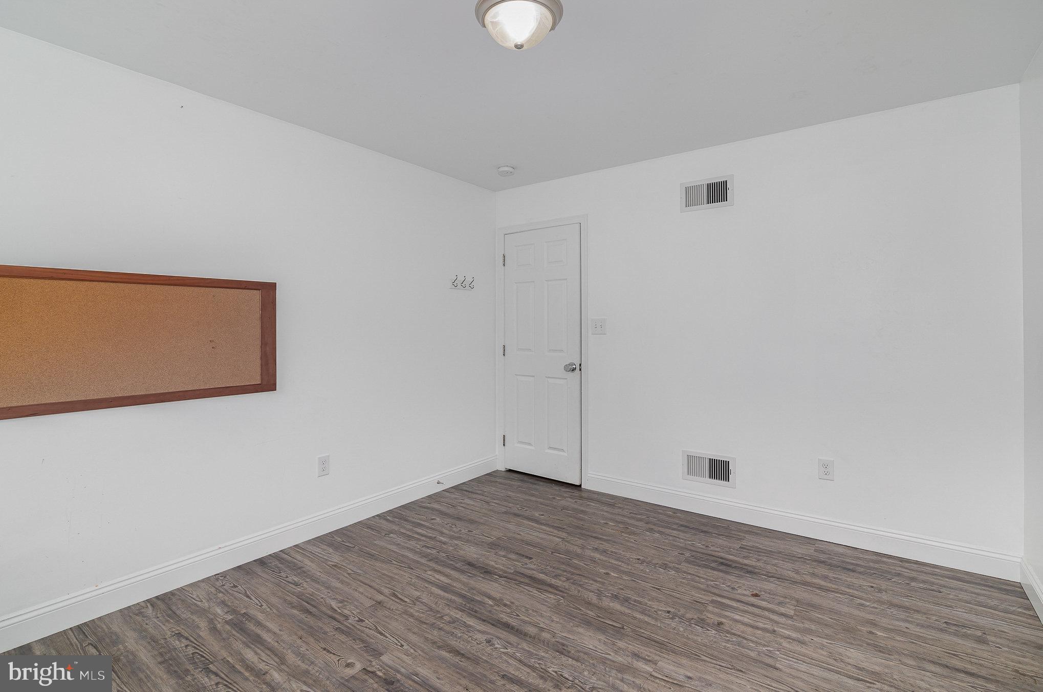 BISHOP WOODS - Residential