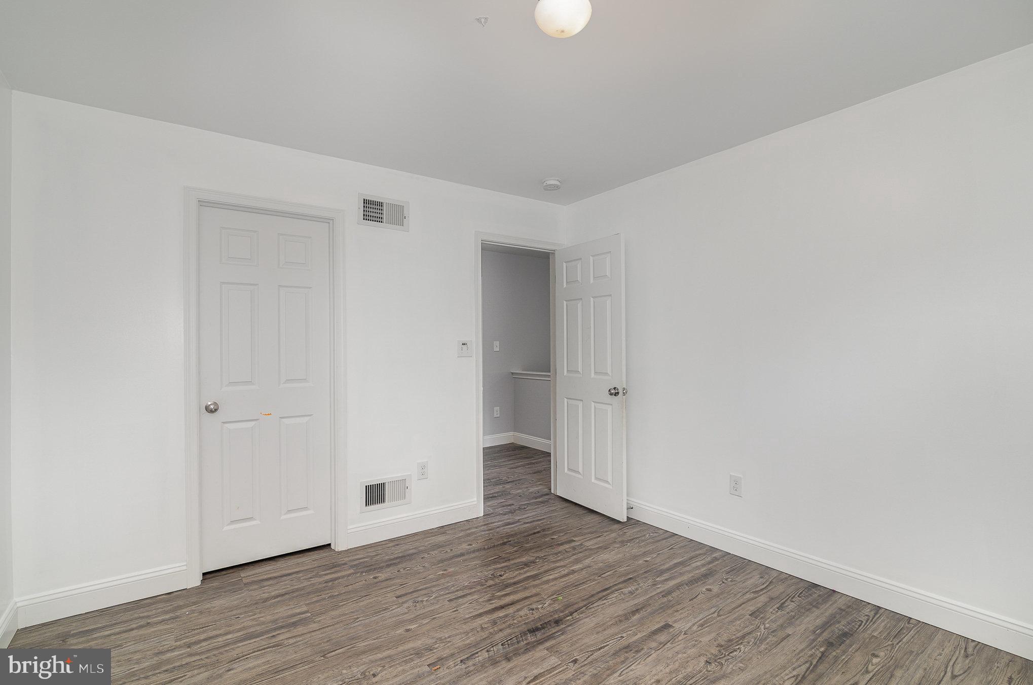 BISHOP WOODS - Residential