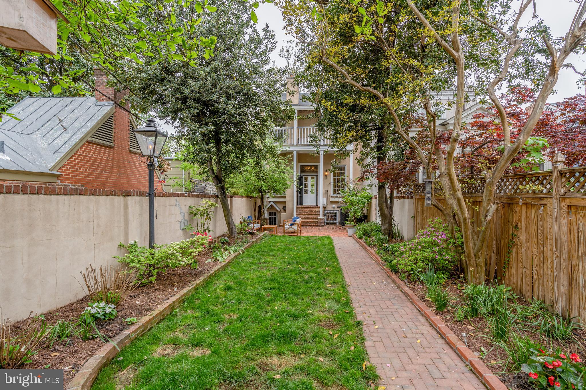 OLD TOWN - Residential