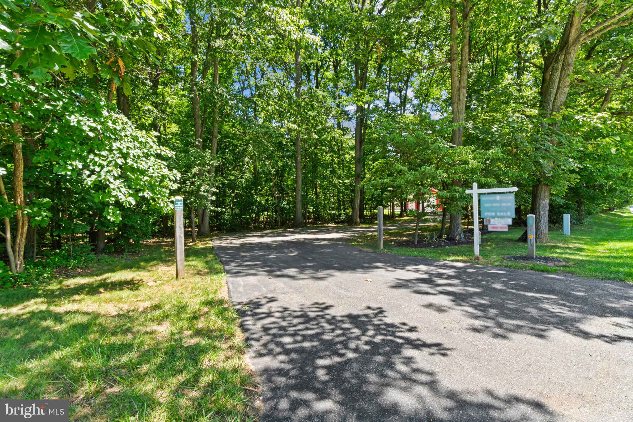 2597 BRADDOCK ROAD