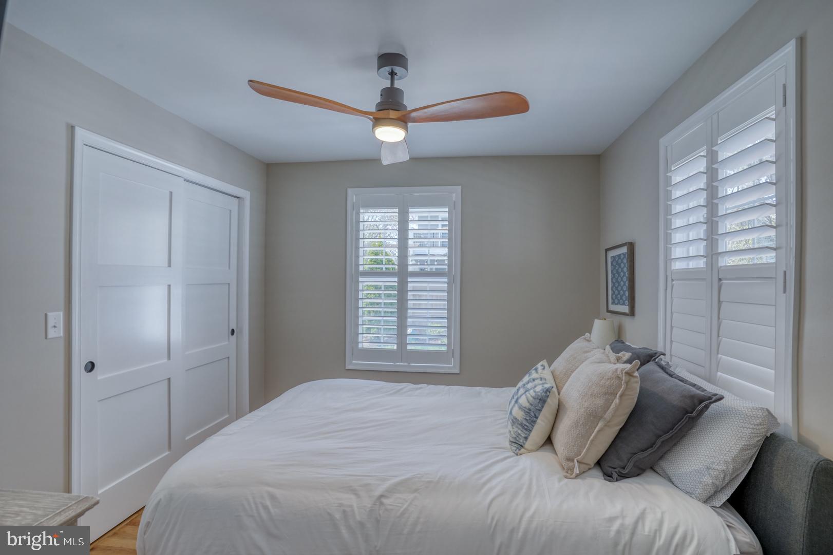 COUNTRY CLUB ESTATES - Residential