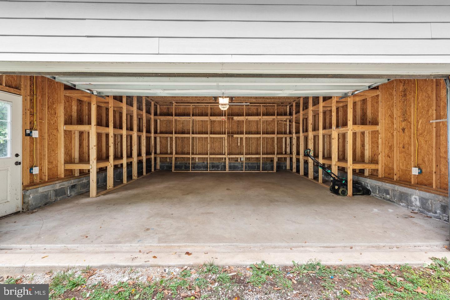 WHEATON OUT RES. (1) - Residential