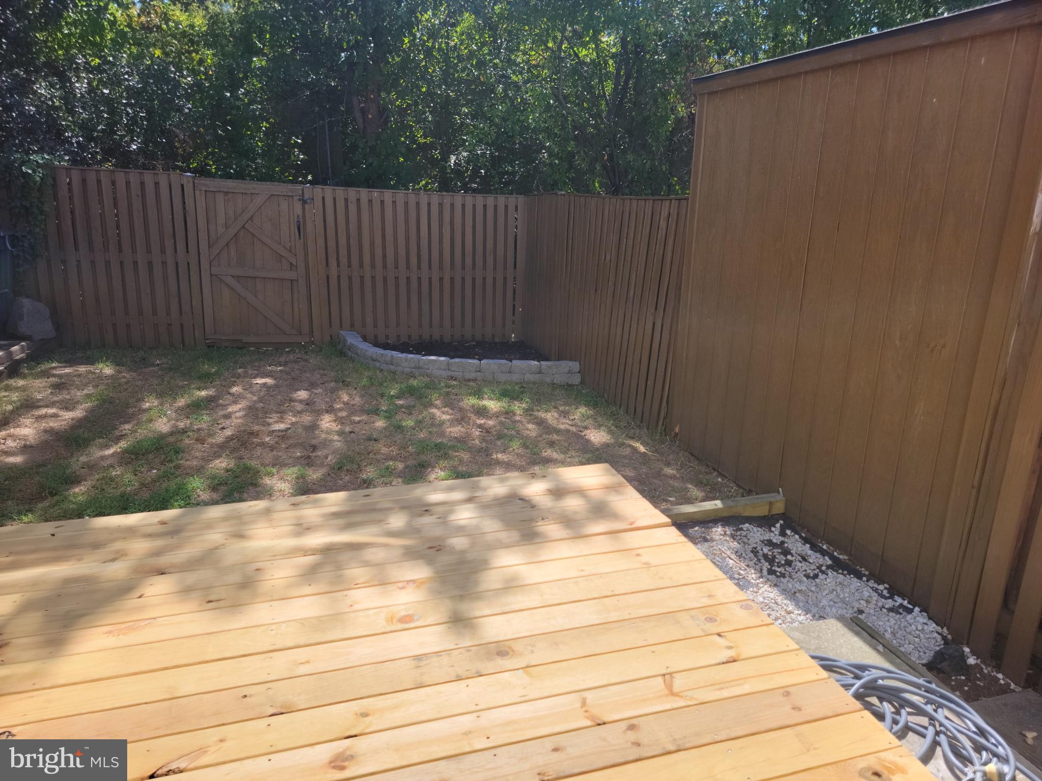 POHICK VILLAGE - Residential Lease