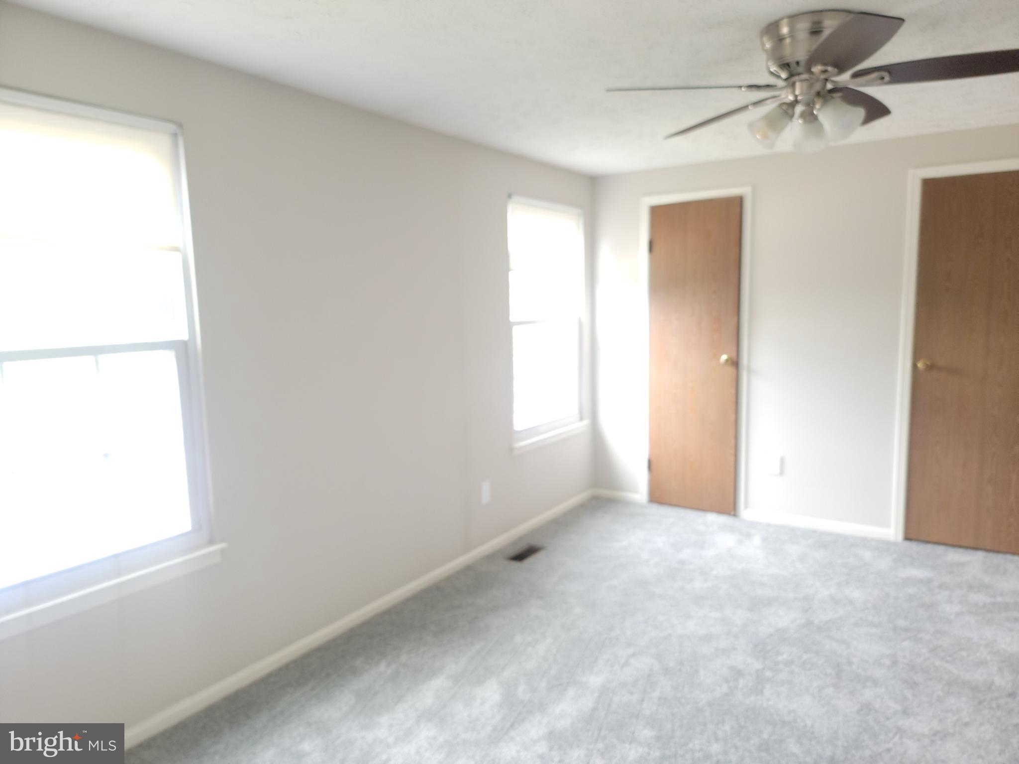 POHICK VILLAGE - Residential Lease