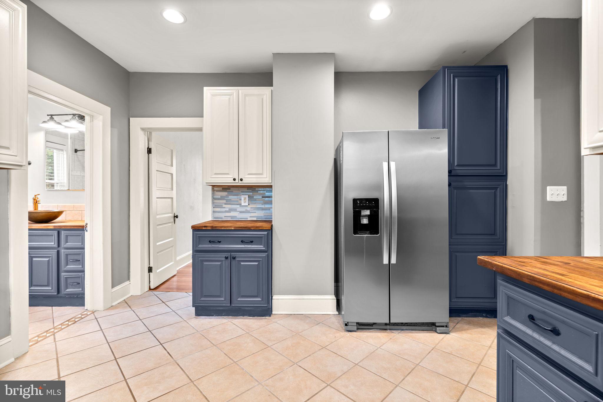 ARBUTUS - Residential