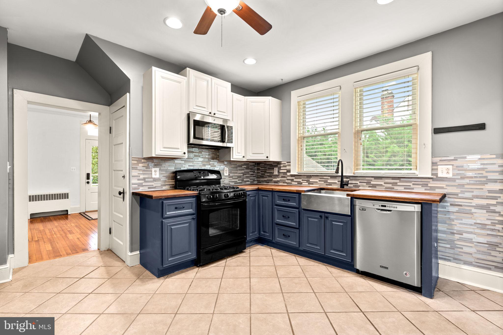 ARBUTUS - Residential