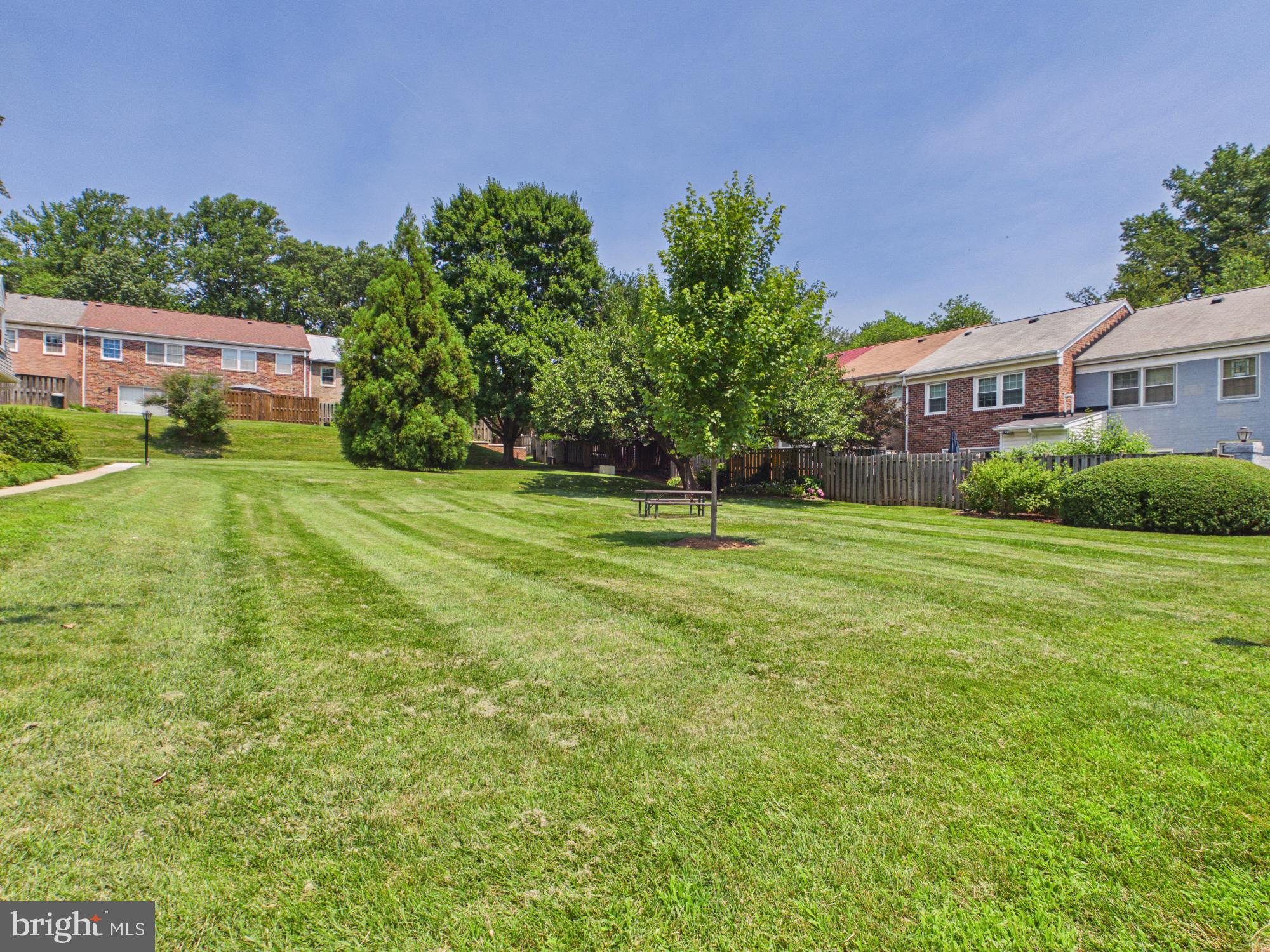 682 AZALEA DRIVE 6-682