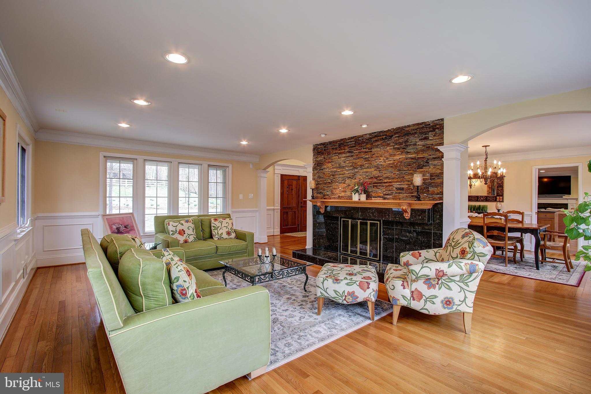 DARNESTOWN OUTSIDE - Residential Lease