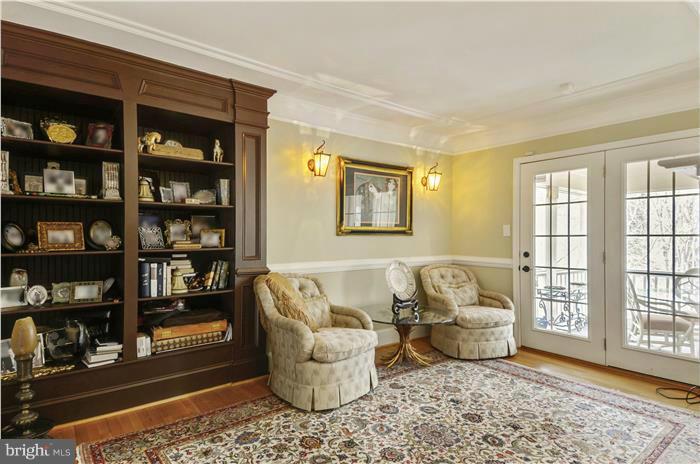 DARNESTOWN OUTSIDE - Residential Lease