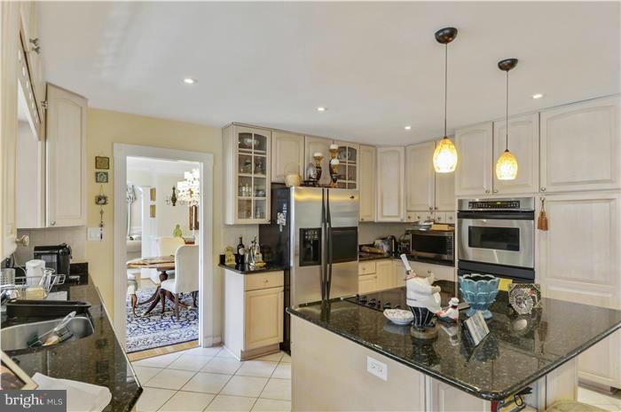 DARNESTOWN OUTSIDE - Residential Lease