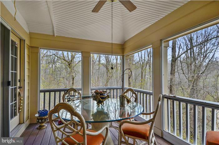 DARNESTOWN OUTSIDE - Residential Lease