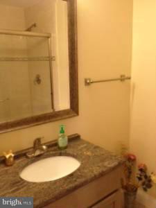 DARNESTOWN OUTSIDE - Residential Lease