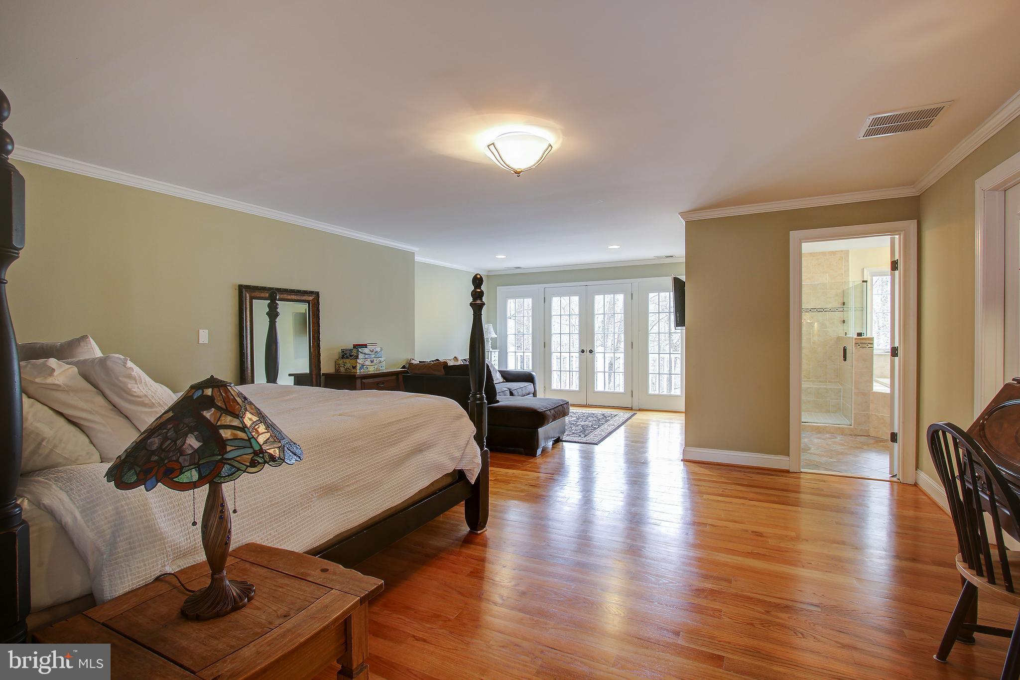 DARNESTOWN OUTSIDE - Residential Lease