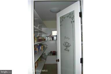 DARNESTOWN OUTSIDE - Residential Lease